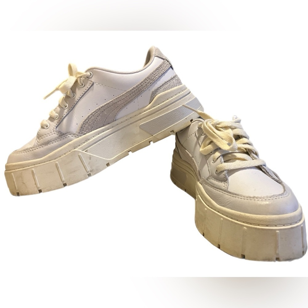 Puma Mayze Platform Trainers - Women's Size 8 (White/Cream)​​